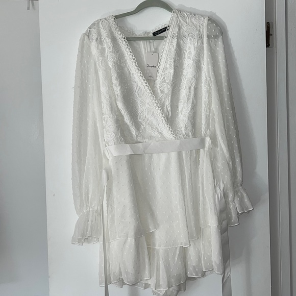 White Romper with ribbon belt - Picture 1 of 2